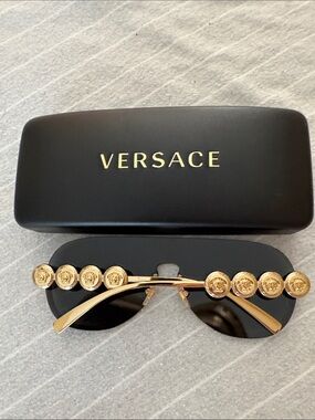 Authentic Versace Gold and Black sunglasses 🕶️